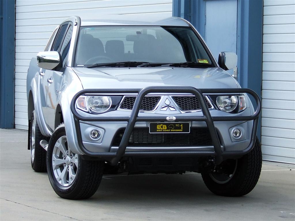 MITSUBISHI TRITON MN Roo Bar (09/09 to 12/14)