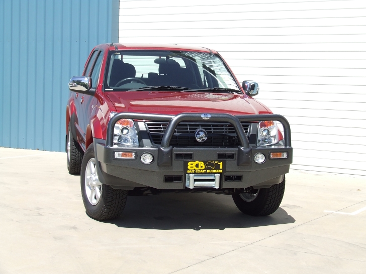 HOLDEN RODEO RA7 Winch Bullbar with Bumper Lights (01/07 to 06/12)