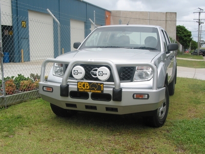 NISSAN NAVARA D40 Bullbar (/05 to 04/10)