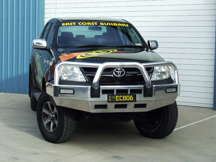 TOYOTA HILUX  Bullbar (03/05 to 07/11)