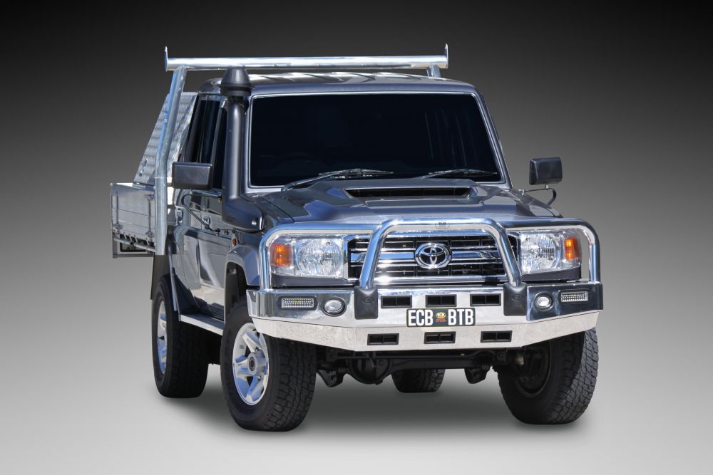 TOYOTA LANDCRUISER 79 SERIES Bullbar with Bumper Lights (11/16 to 08/23)