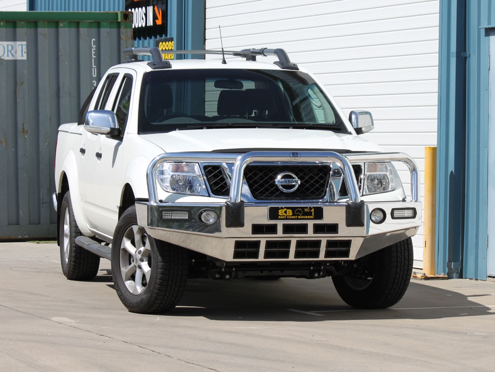 NISSAN NAVARA D40 Bullbar with Bumper Lights (/11 to 03/15)