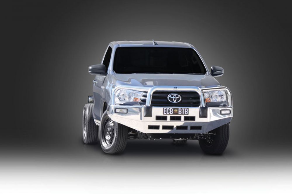 TOYOTA HILUX WORKMATE Bullbar (07/15 to 05/18)