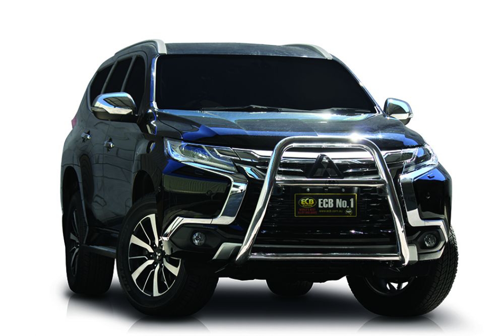 MITSUBISHI PAJERO SPORT  Nudge Bar - Series 2 (05/16 to 11/19)