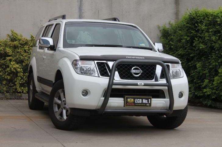 NISSAN PATHFINDER R51 Nudge Bar - Series 2 (05/10 to 09/13)