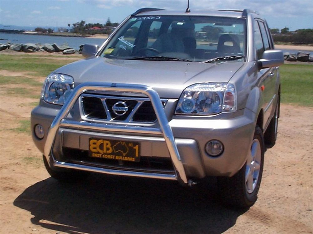 NISSAN X-TRAIL T30 Series 2 Nudge Bar (10/01 to 09/07)