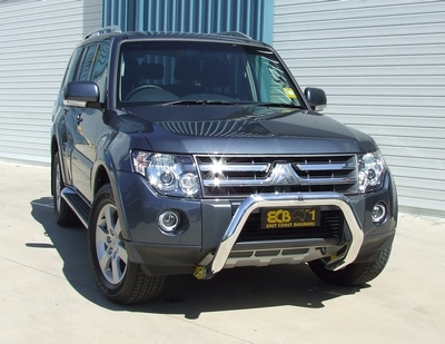 MITSUBISHI PAJERO NT Nudge Bar (12/08 to 09/11)