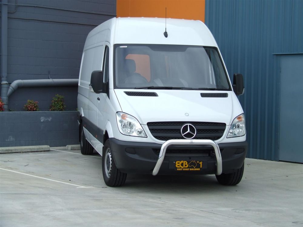 MERCEDES-BENZ SPRINTER  Nudge Bar (10/06 to 09/13)