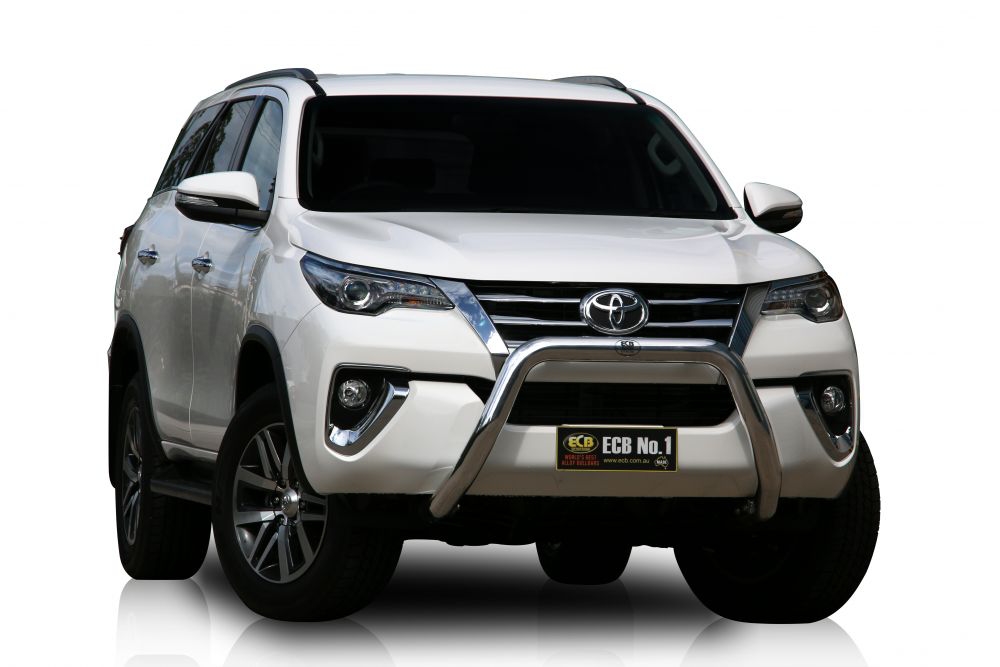 TOYOTA FORTUNER  Nudge Bar (12/15 to 05/19)