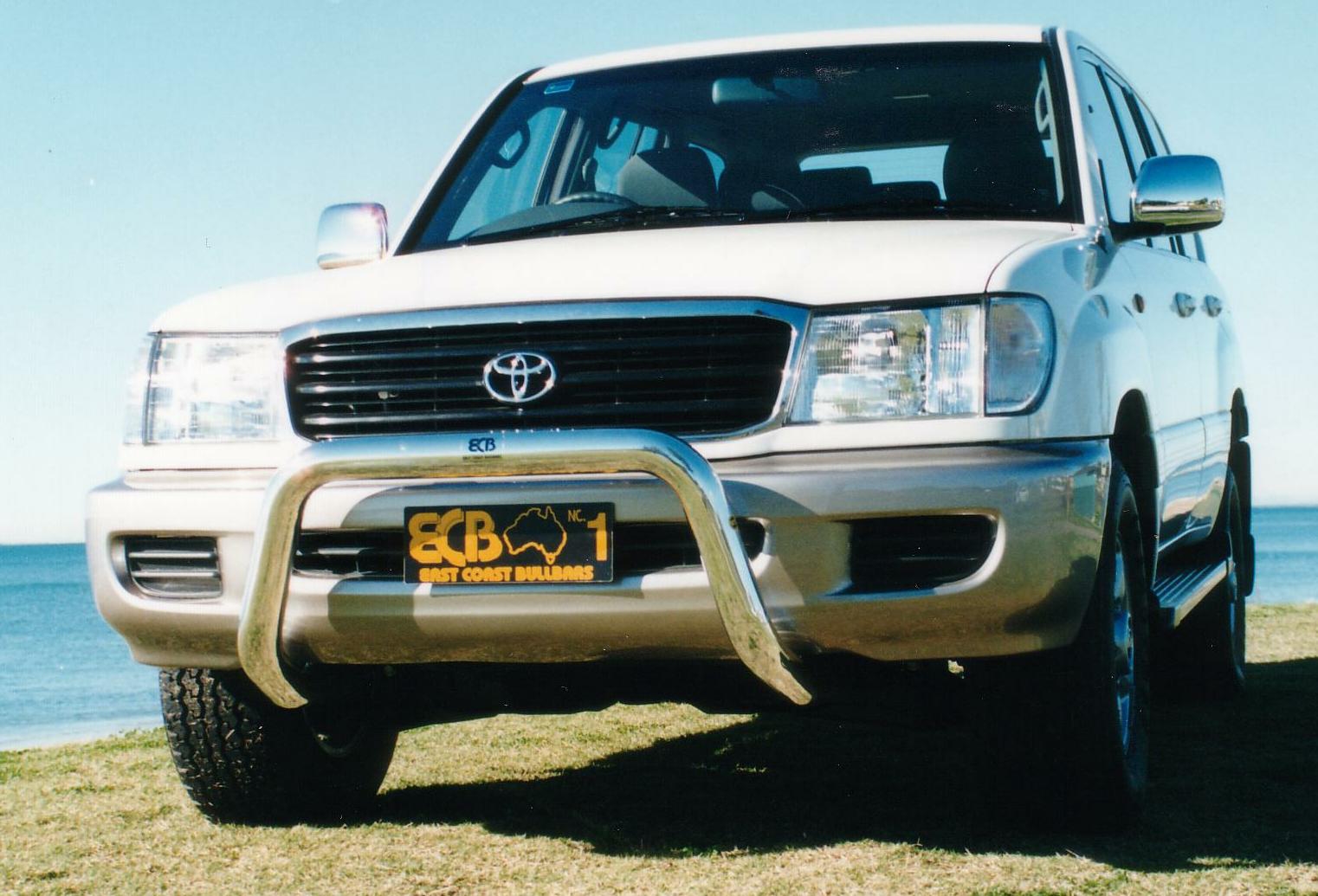 TOYOTA LANDCRUISER 100 SERIES Nudge Bar (04/98 to 10/07)