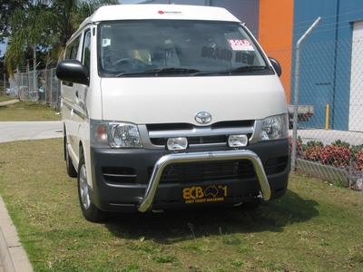 TOYOTA HIACE  Nudge Bar (03/05 to 02/14)