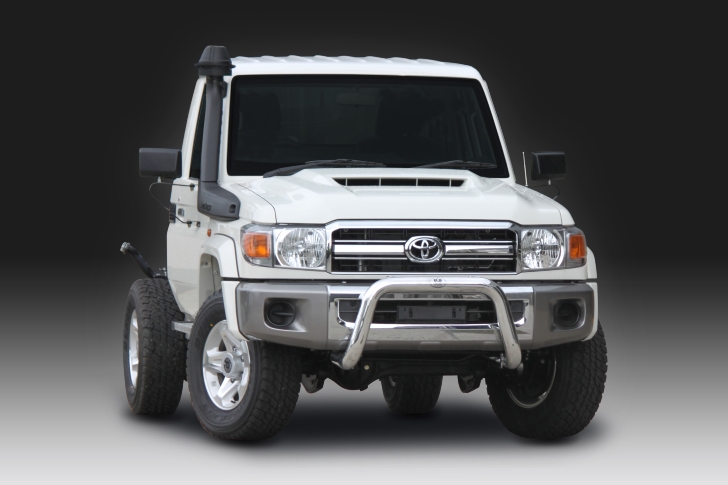 TOYOTA LANDCRUISER 79 SERIES Nudge Bar (11/16 to 08/23)