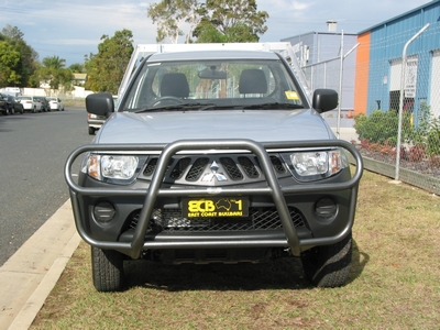 MITSUBISHI TRITON ML Roo Bar (07/06 to 08/09)