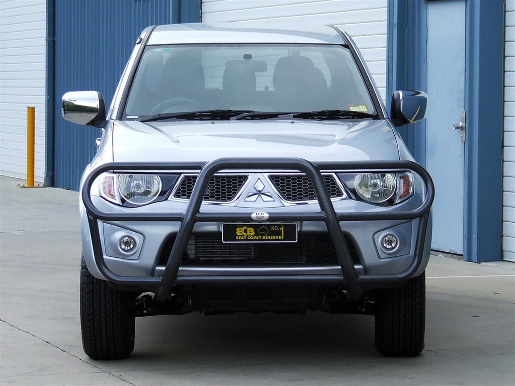 MITSUBISHI TRITON MN Roo Bar (09/09 to 12/14)