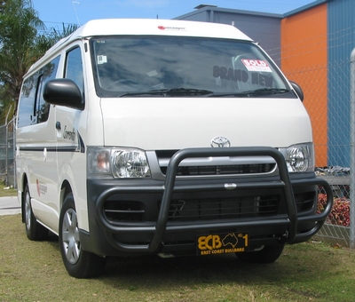 TOYOTA HIACE  Roo Bar (03/05 to 02/14)