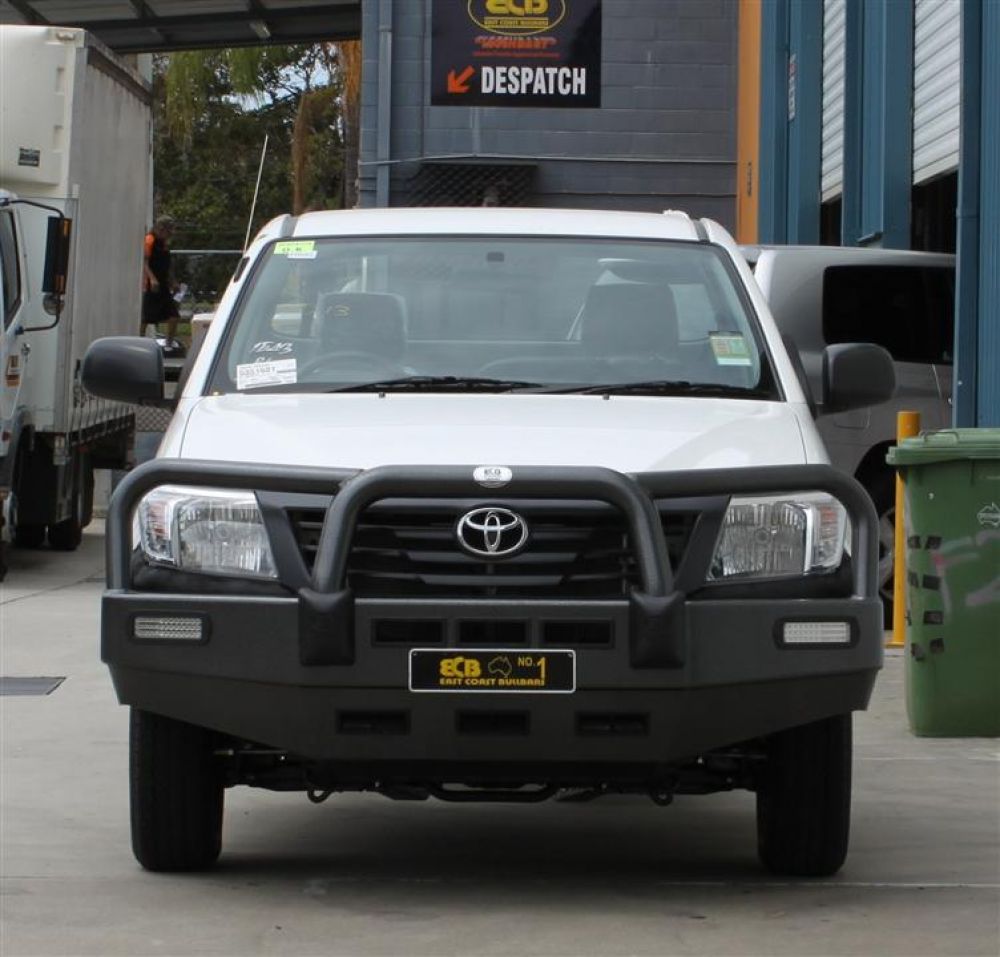 TOYOTA HILUX  Bullbar (09/11 to 06/15)