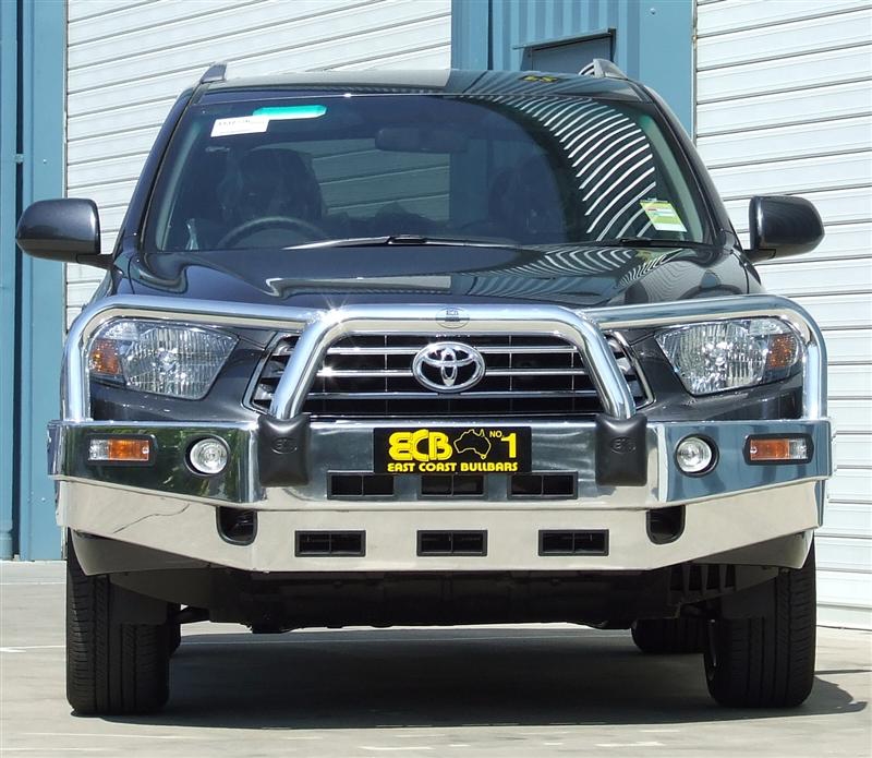 TOYOTA KLUGER  Bullbar with Bumper Lights (08/07 to 08/10)