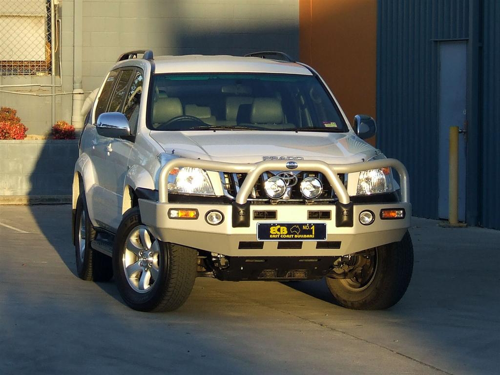 TOYOTA PRADO 120 SERIES Bullbar with Bumper Lights (03/03 to 10/09)