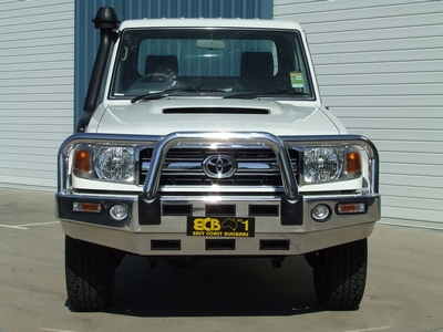 TOYOTA LANDCRUISER 79 SERIES Bullbar with Bumper Lights (08/09 to 10/16)