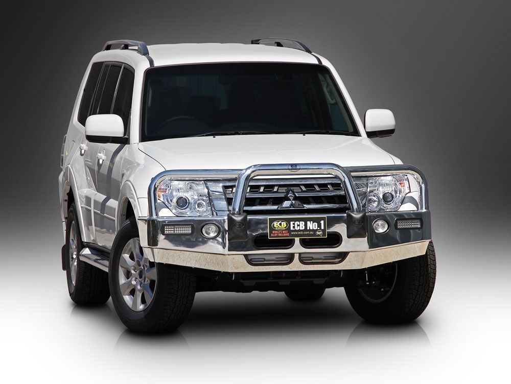 MITSUBISHI PAJERO NX Bullbar with Bumper Lights (07/14 to 12/21)