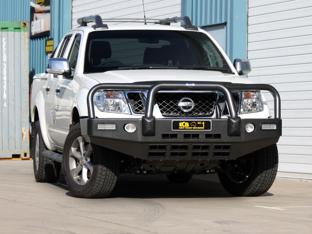 NISSAN NAVARA D40 Bullbar with Bumper Lights (/12 to 03/15)