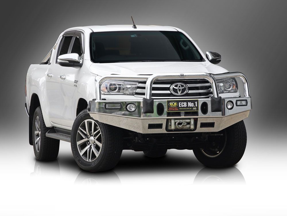 TOYOTA HILUX SR5 Winch Bullbar with Bumper Lights (07/15 to 05/18)