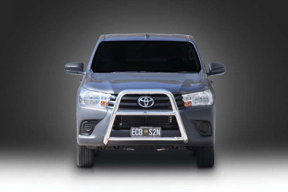 TOYOTA HILUX SR5 Nudge Bar - Series 2 (06/18 to 04/19)