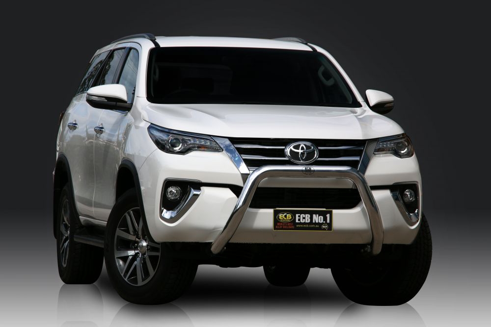 TOYOTA FORTUNER  Nudge Bar (12/15 to 05/19)