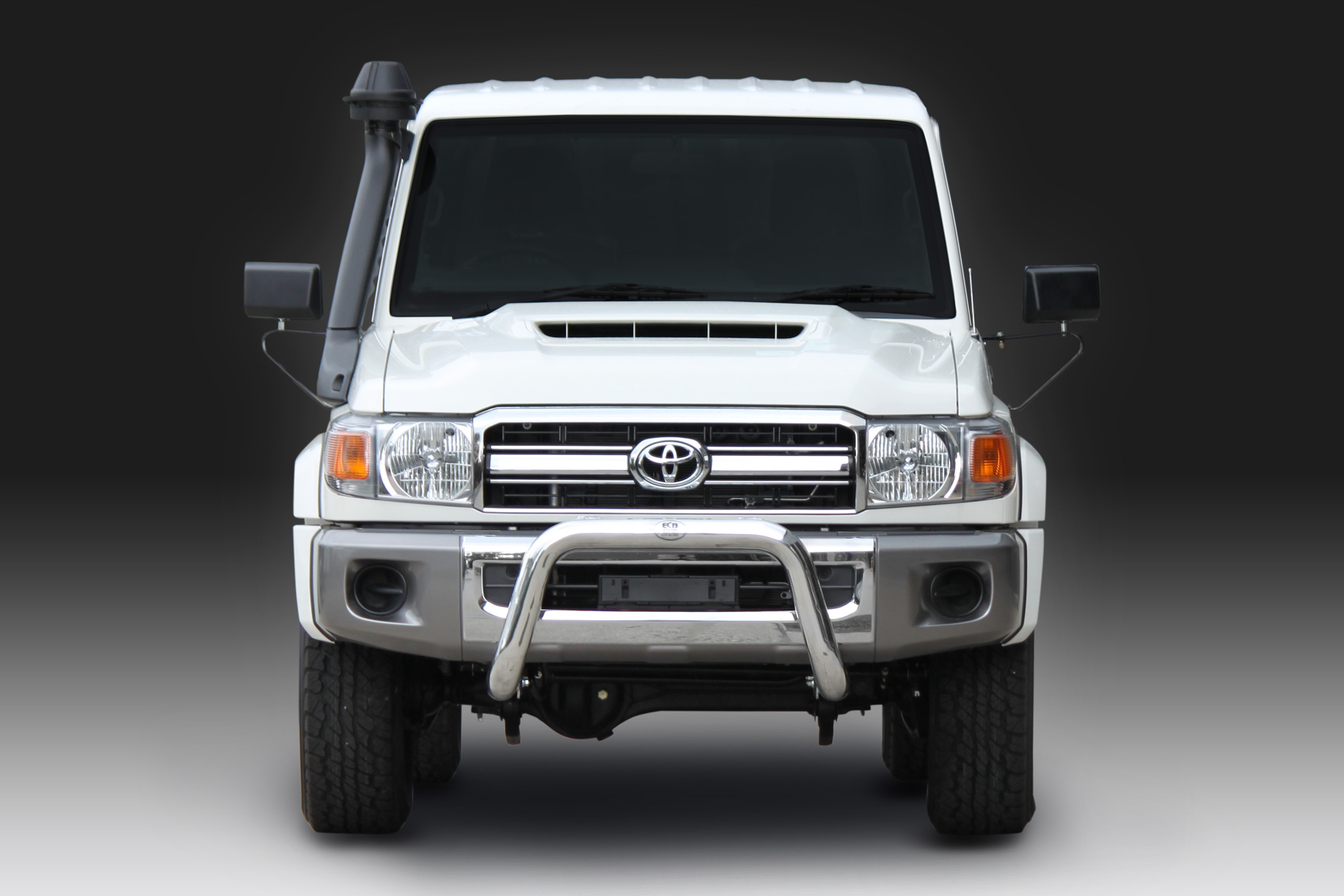 TOYOTA LANDCRUISER 79 SERIES Nudge Bar (11/16 to 08/23)