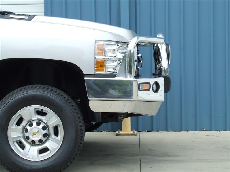 CHEVROLET SILVERADO 2500HD Bullbar with Bumper Lights (/08 to /10)