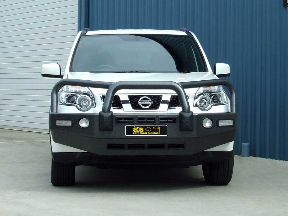 NISSAN X-TRAIL T31 Bullbar with Bumper Lights (08/10 to 02/14)