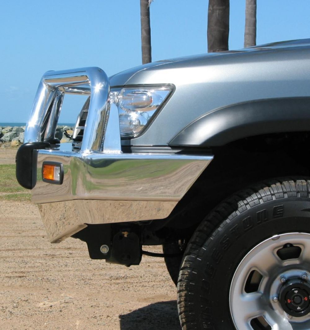 NISSAN PATROL GU Y61 Bullbar (10/01 to 09/04)