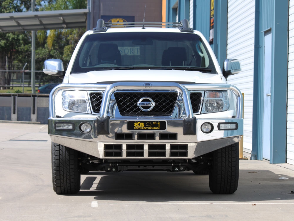 NISSAN NAVARA D40 Bullbar with Bumper Lights (/12 to 03/15)