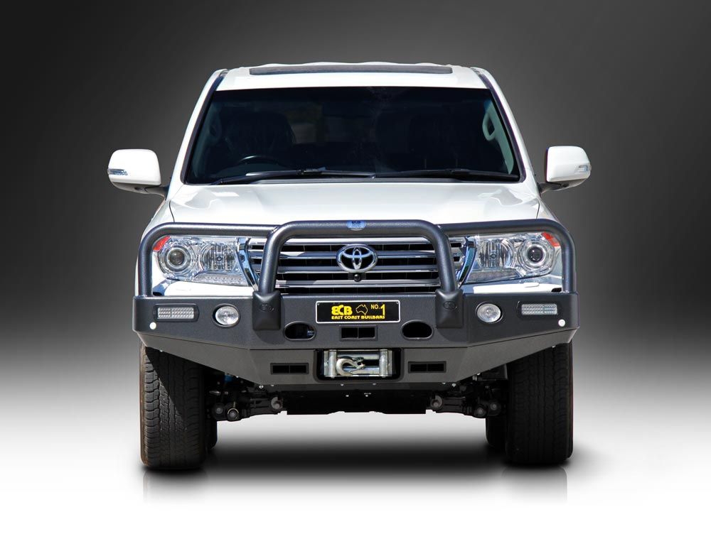 TOYOTA LANDCRUISER 200 SERIES Winch Bullbar with Bumper Lights (03/12 to 10/15)