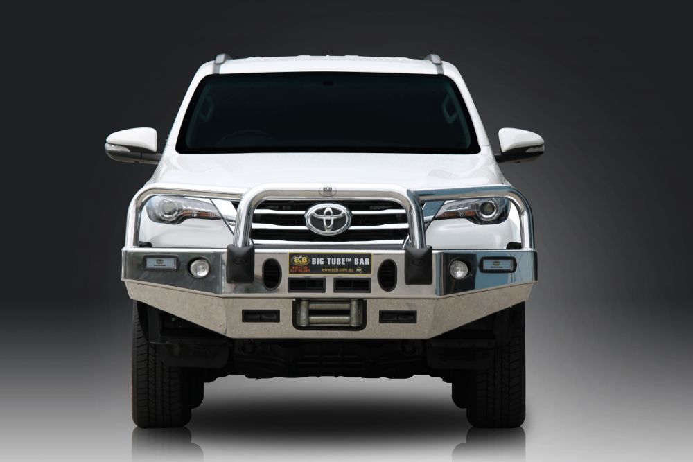 TOYOTA FORTUNER  Winch Bullbar with Bumper Lights (12/15 to 05/19)