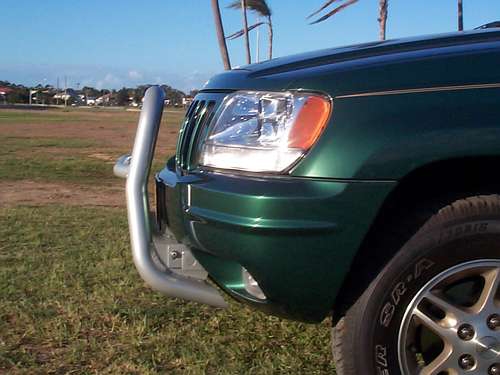 JEEP GRAND CHEROKEE  Series 2 Nudge Bar (06/99 to 06/05)