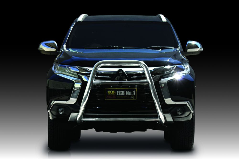 MITSUBISHI PAJERO SPORT  Series 2 Nudge Bar (05/16 to 11/19)