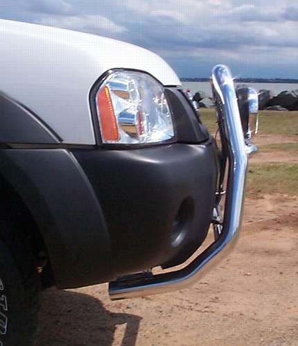 NISSAN NAVARA D22 Nudge Bar - Series 2 (10/09 to 12/14)