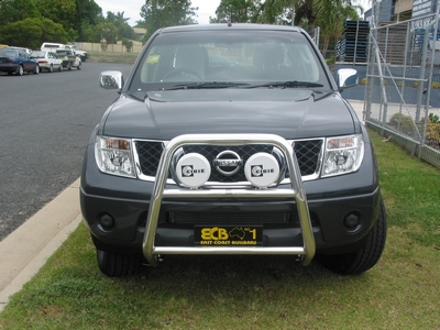 NISSAN NAVARA D40 Nudge Bar - Series 2 (/05 to 03/15)