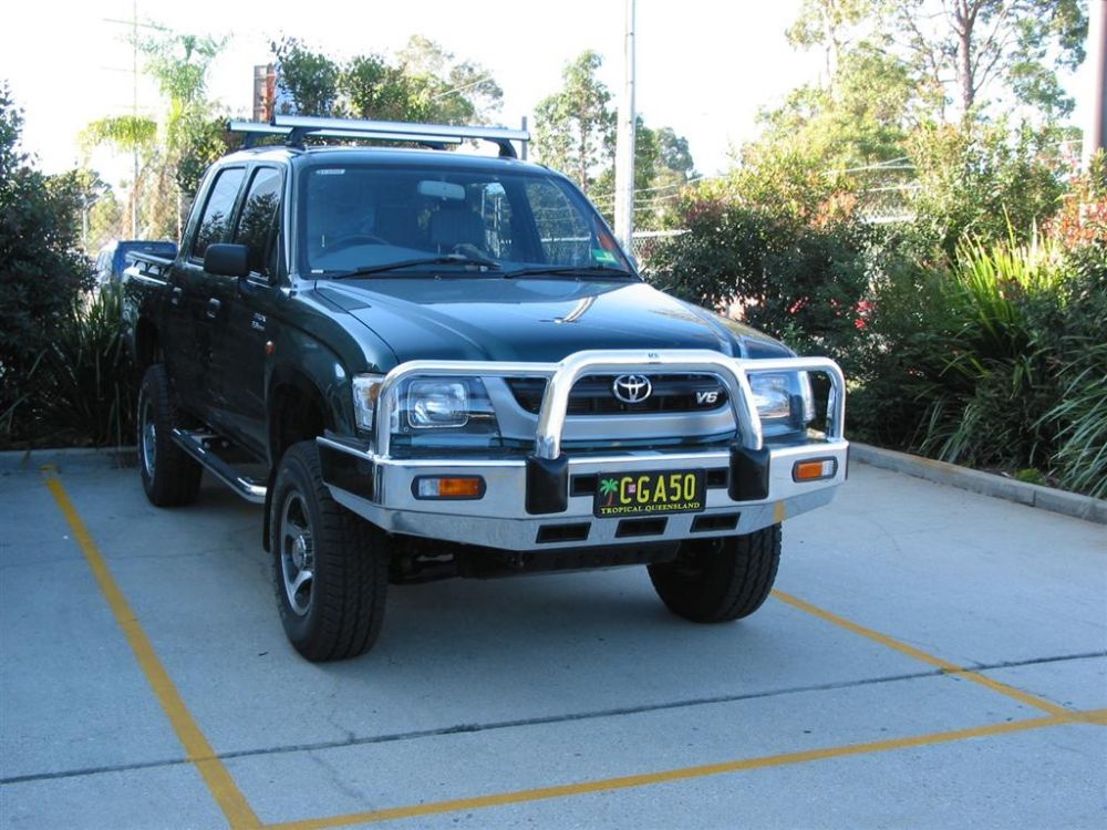 TOYOTA HILUX  Bullbar (11/97 to 02/05)