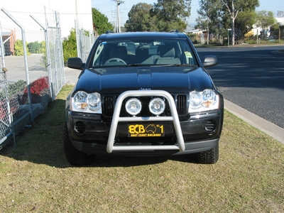 JEEP GRAND CHEROKEE  Nudge Bar - Series 2 (07/05 to MY07)