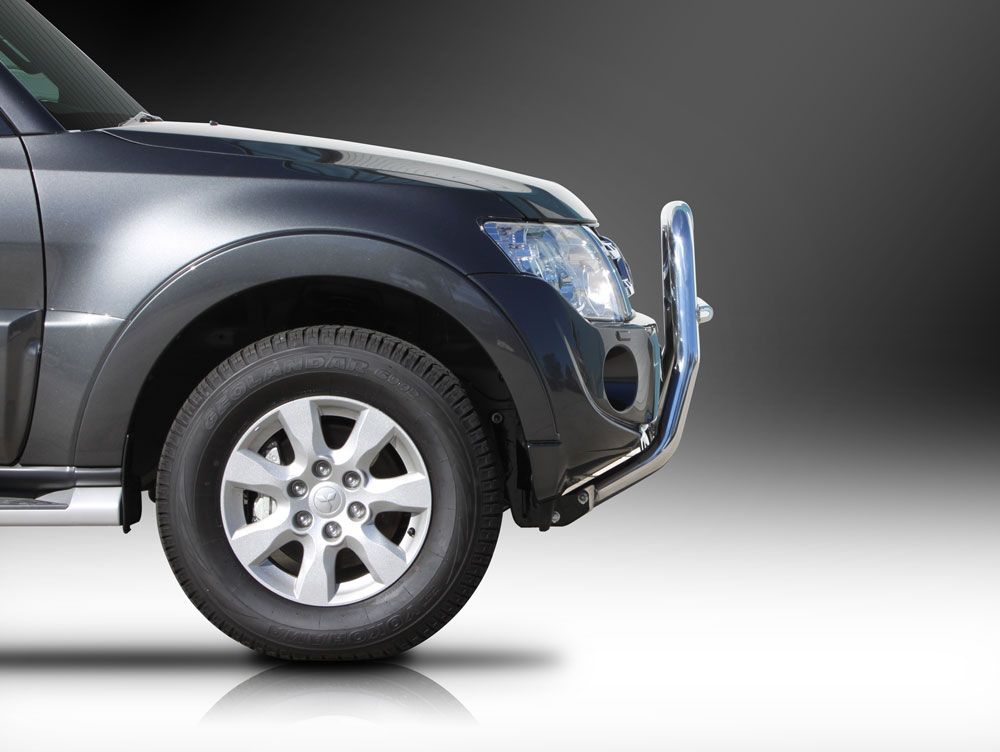 MITSUBISHI PAJERO NW Nudge Bar - Series 2 (10/11 to 06/14)