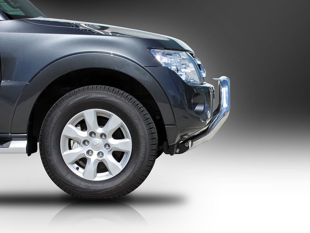 MITSUBISHI PAJERO NW Nudge Bar (10/11 to 06/14)