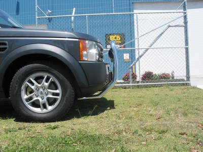 LANDROVER DISCOVERY 3  Series 2 Nudge Bar (04/05 to 09/09)